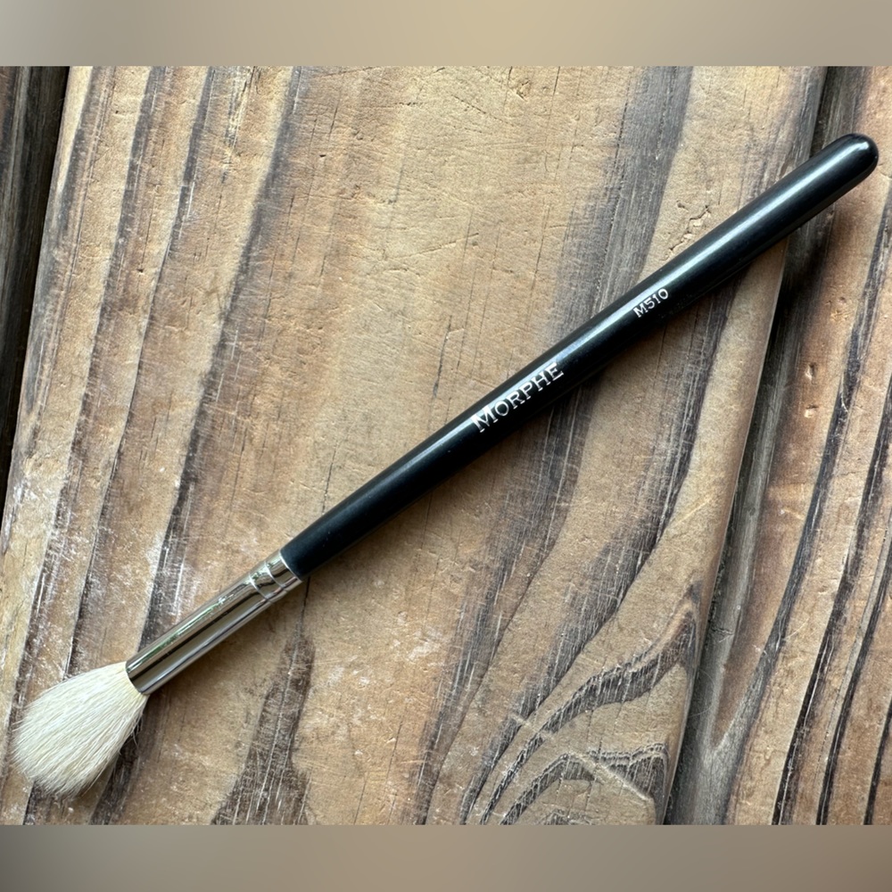 Morphe m510 round blender highlighting